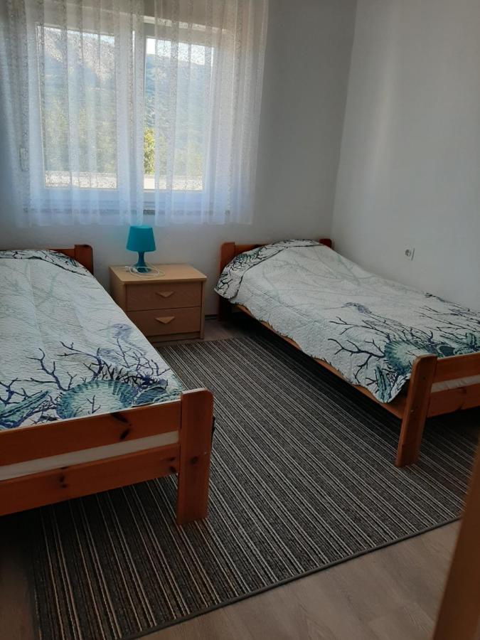 Apartmani Mujagic Batomalj Kültér fotó